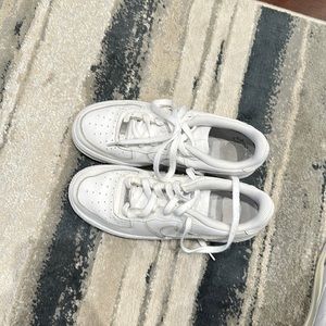 Air Force one lightly used